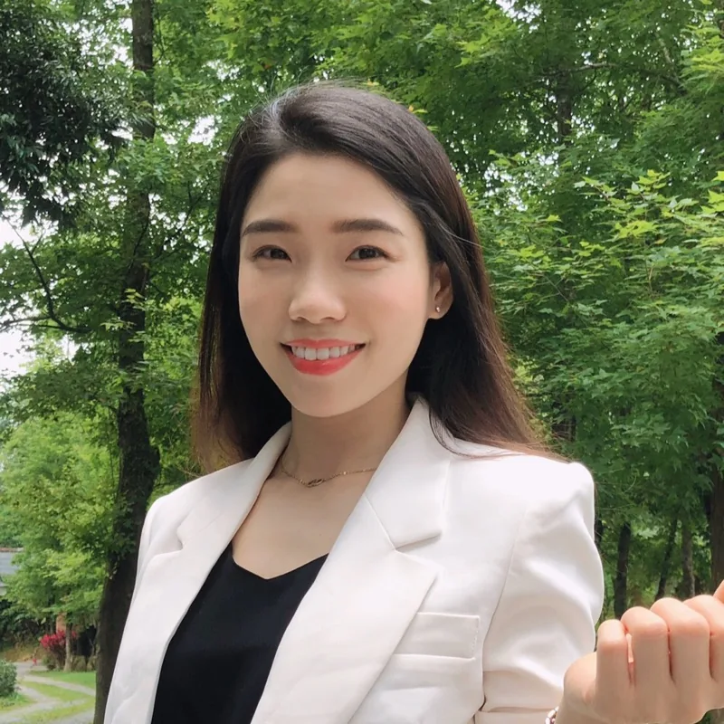 Maggie Fang