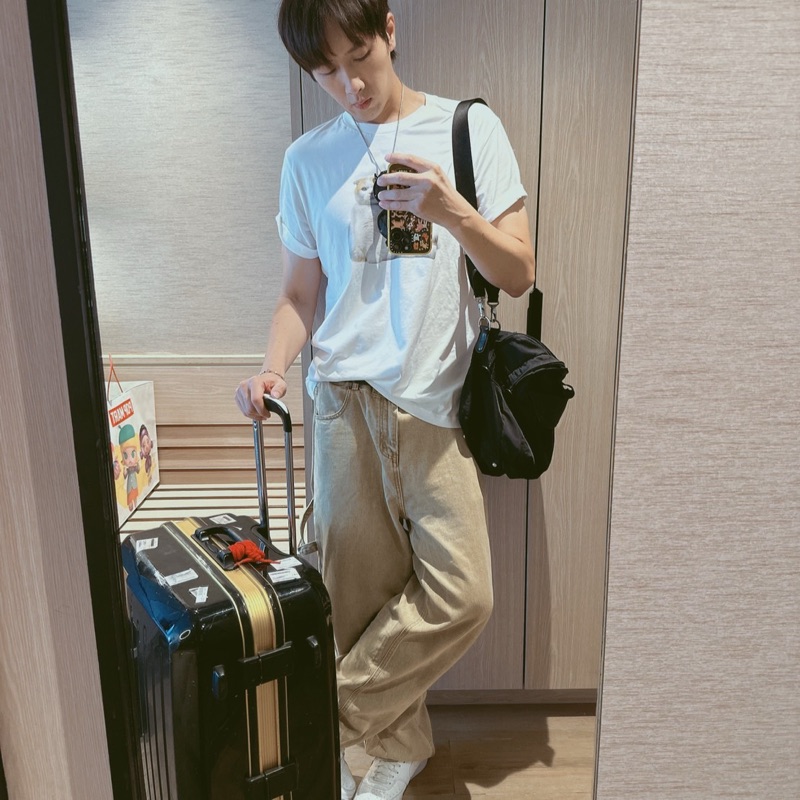 User_2201817886