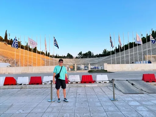 user_b7d154223db2