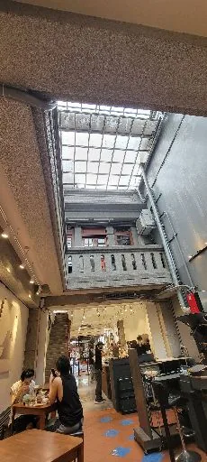 user_1909230560