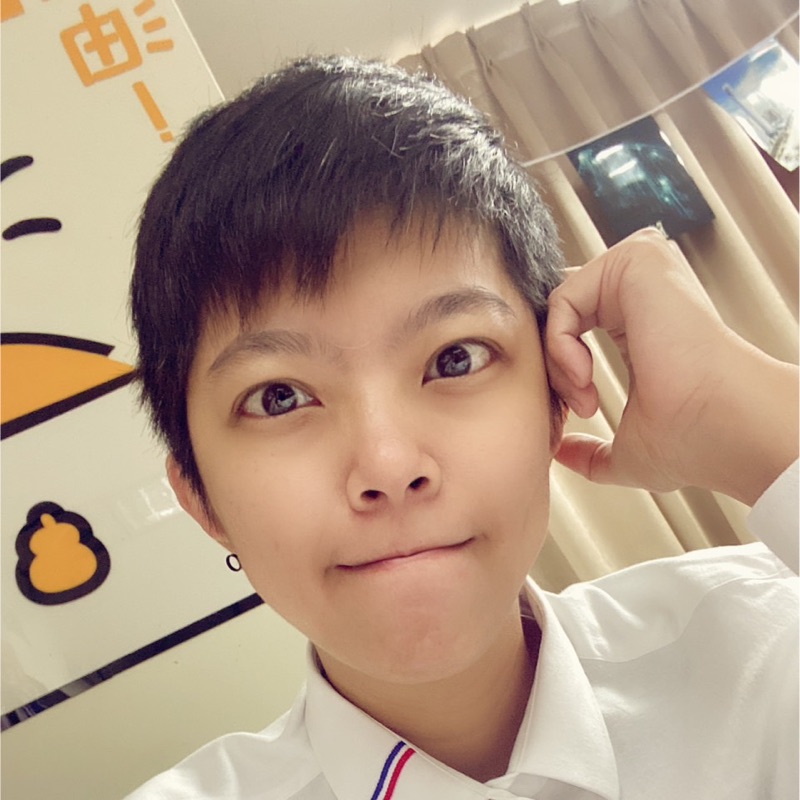 【賴盈珊】