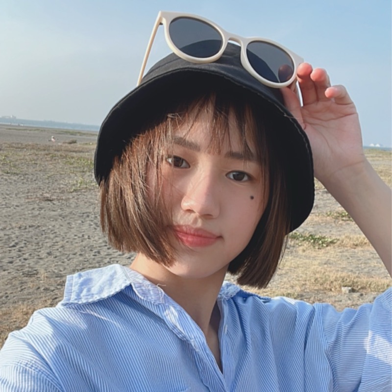郁庭