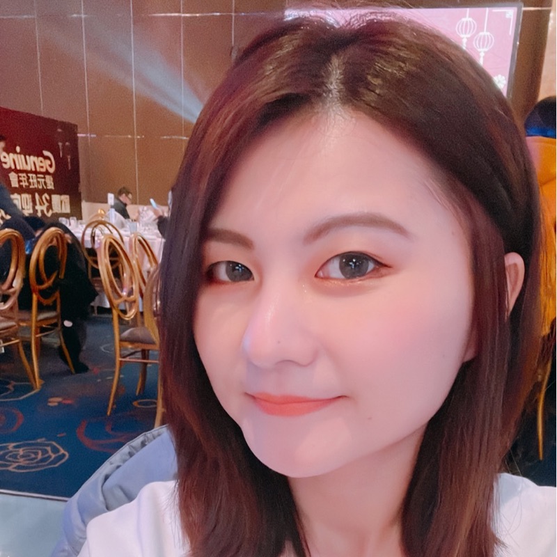 Lily Tsai