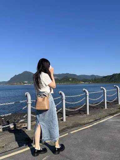 user_4e42714d9875
