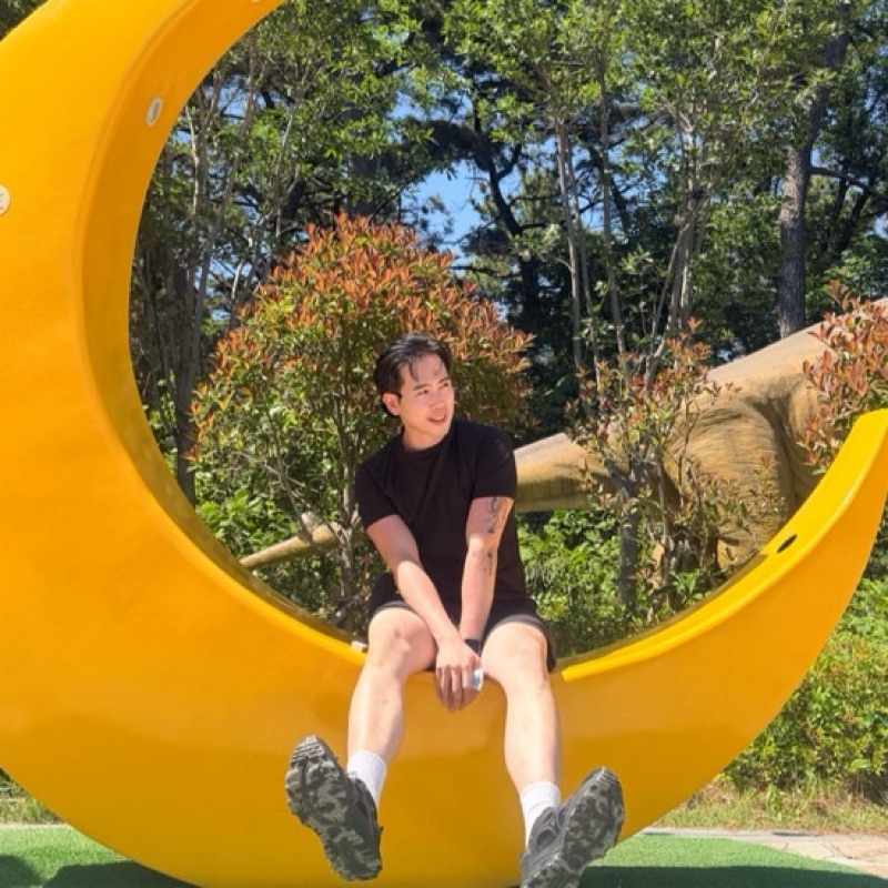 E.N