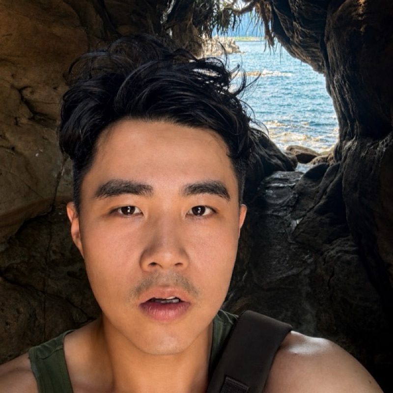 逸群