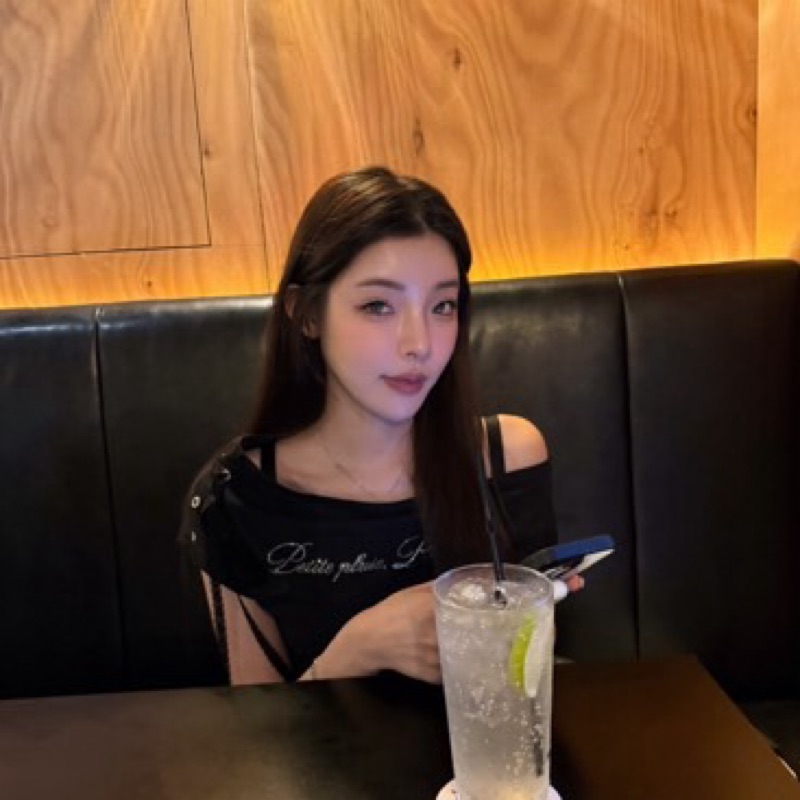 user_381856250