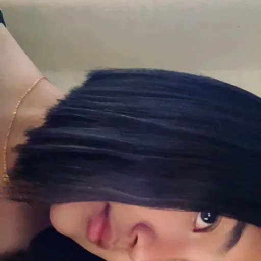 霓