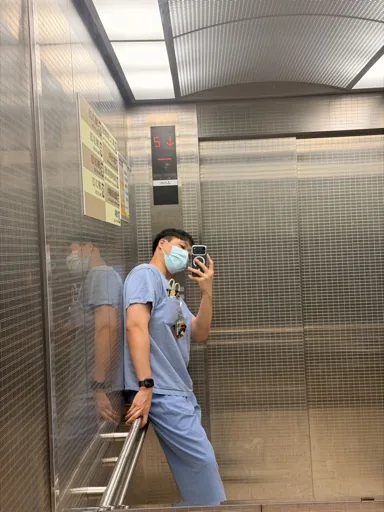 查理