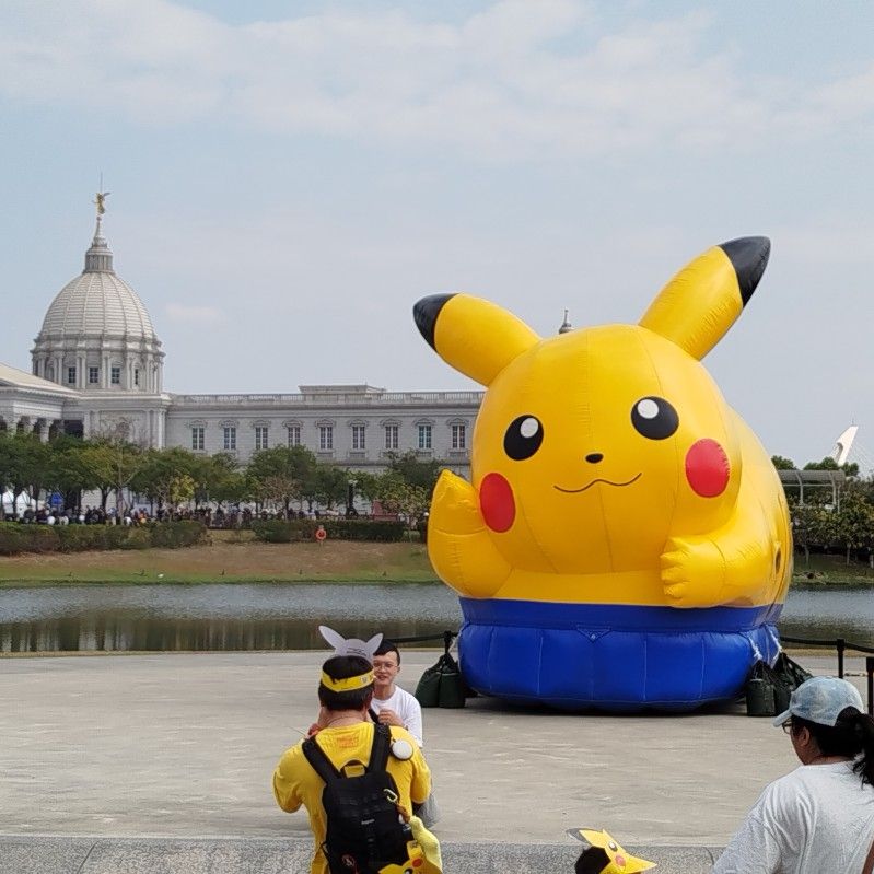 鴻彰